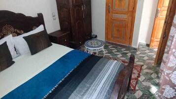 Junior Room | Soundproofing, free WiFi