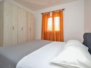 1 chambre, accès à Internet (gratuit)