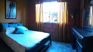 Double Room, Private Bathroom | Iron/ironing board, free WiFi, bed sheets