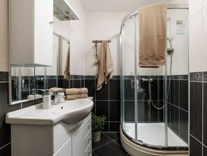 Hair dryer, towels - Apartment Leko by Interhome (Novi Vinodolski)