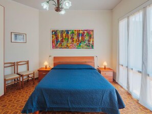 4 chambres, fer et planche à repasser, Wi-Fi