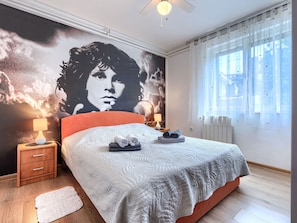 5 bedrooms, internet