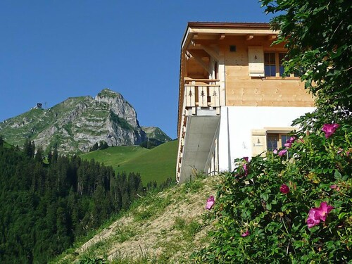 Chalet La Poya by Interhome