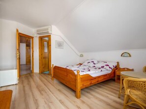 3 bedrooms, WiFi