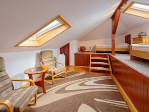 3 bedrooms, WiFi