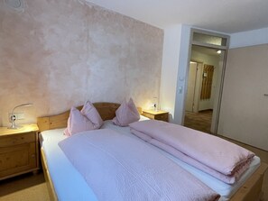 4 Schlafzimmer, Internetzugang