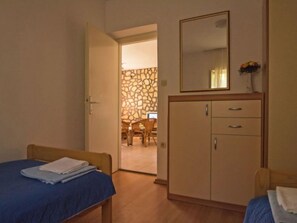 2 bedrooms, Internet