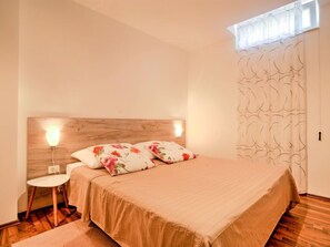 2 bedrooms, internet