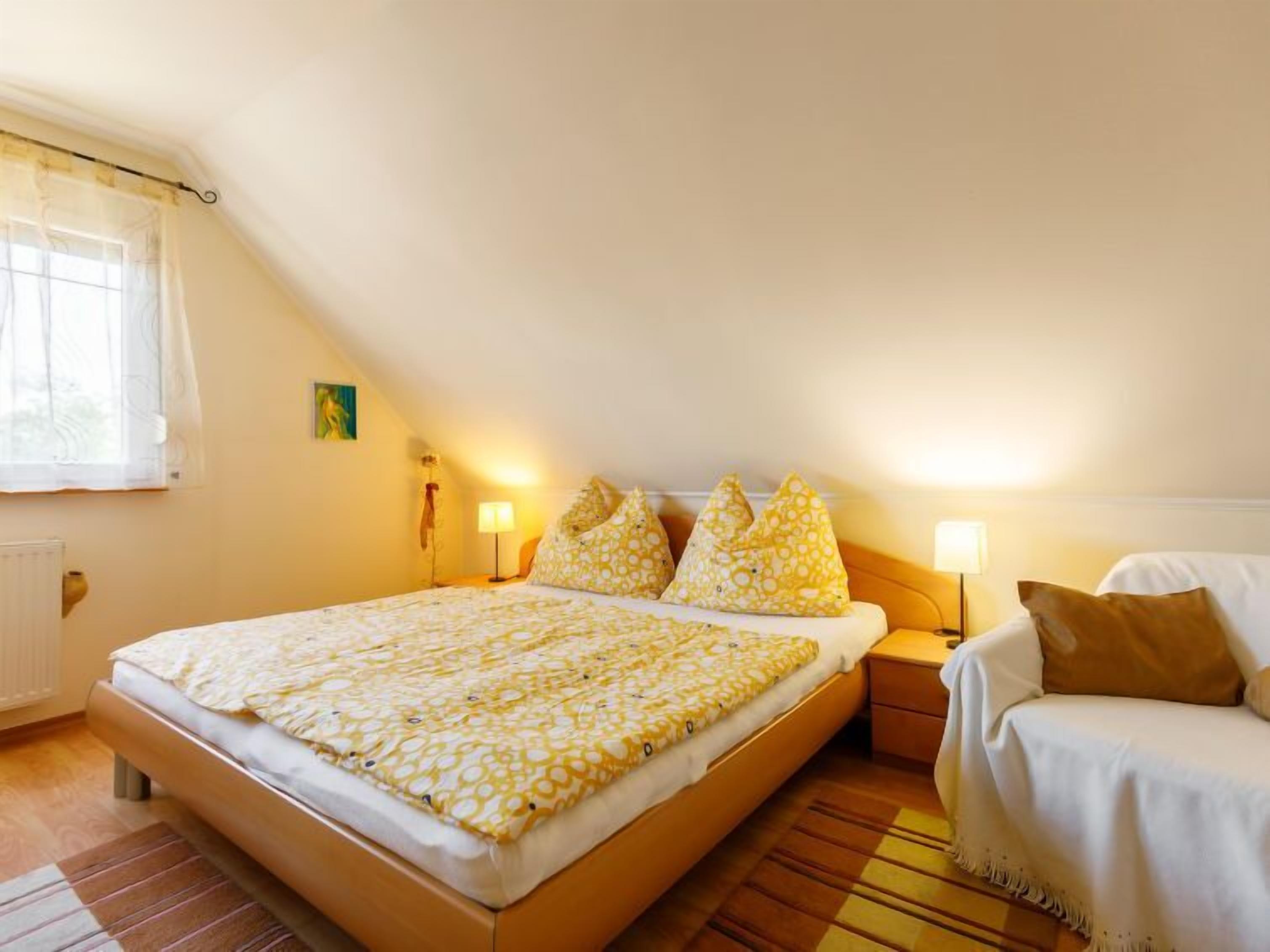 2 bedrooms, WiFi