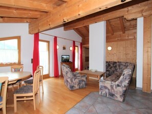 Una televisión de pantalla plana