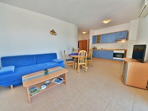 TV - Apartment Sani by Interhome (Karlobag)