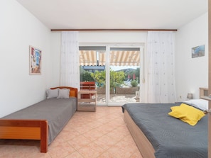 2 bedrooms, free internet