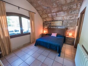 7 chambres, accès à Internet