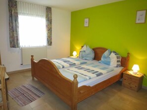 3 bedrooms, Internet