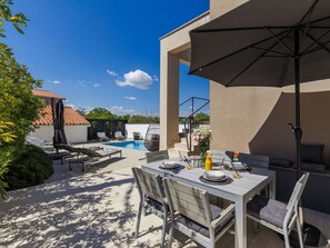 Outdoor dining - Albona Luna by Interhome (Labin)