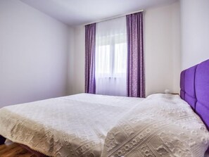 2 bedrooms, Internet