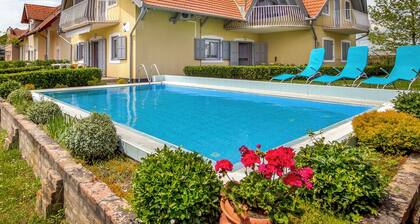 Amarillo 2 by Interhome