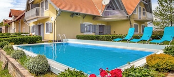 Amarillo 2 by Interhome