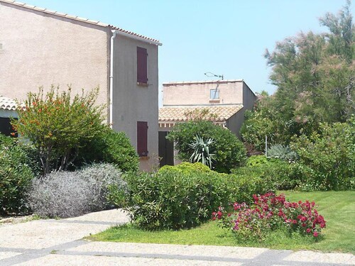 Les Leucatines 3 by Interhome