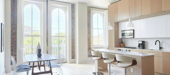 Sonder by Marriott Bonvoy Gravier Place Apartments Medical