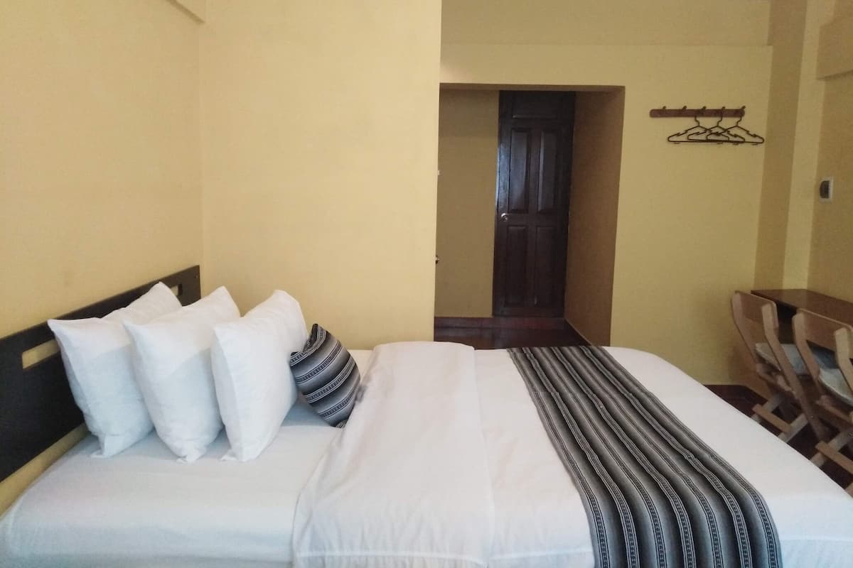 Habitación doble estándar, 1 cama matrimonial | Wifi gratis