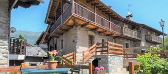 Les Cors by Interhome
