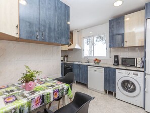 Frigorífic, microones, forn i rentaplats