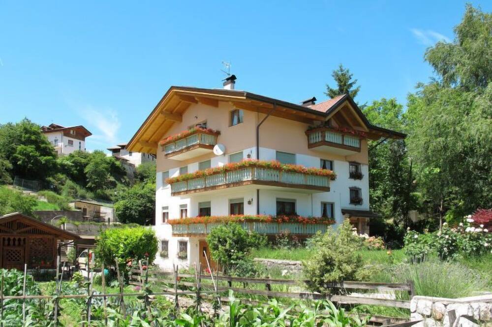 Pancheri by Interhome