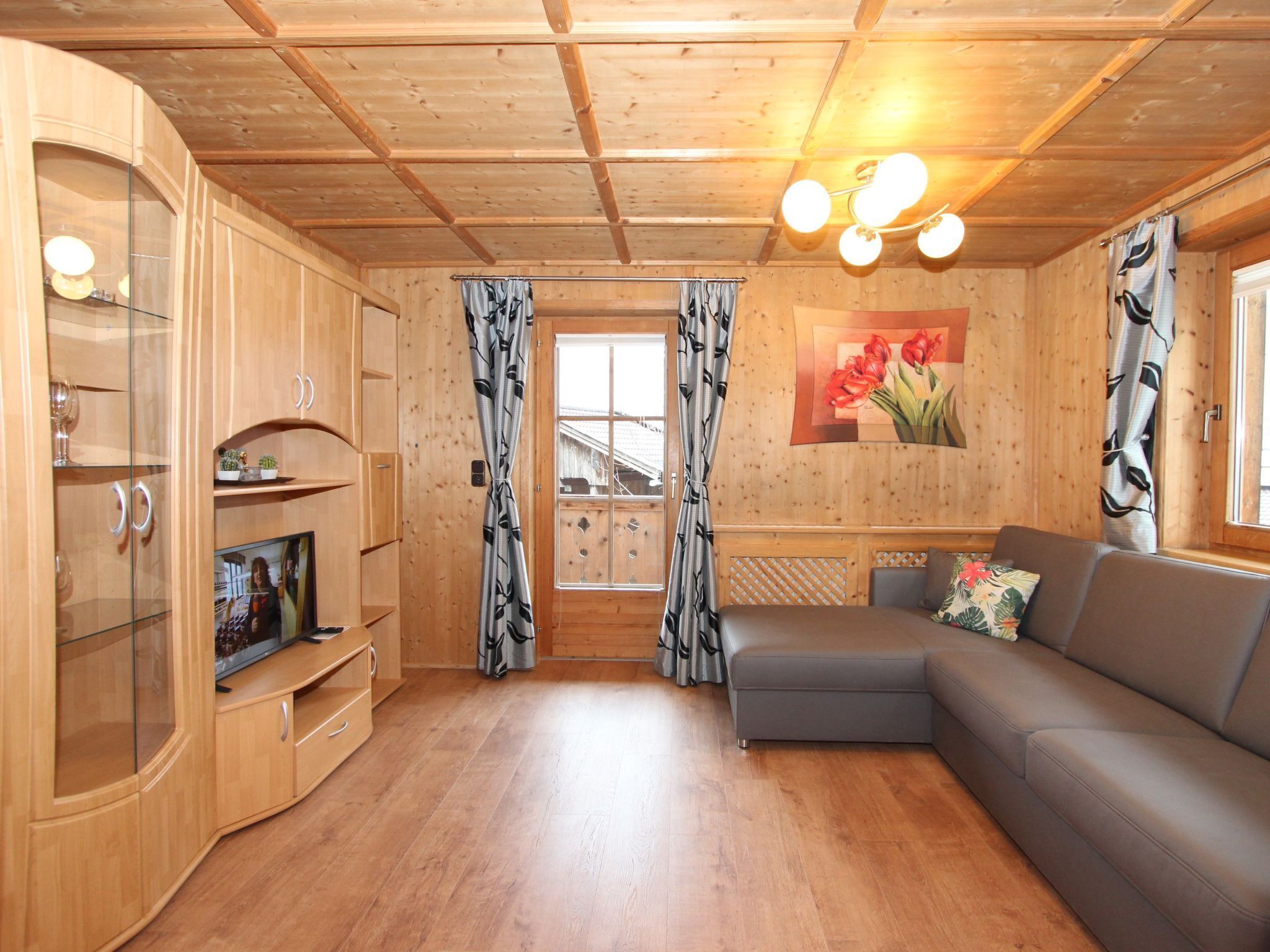 Fernseher, Kamin