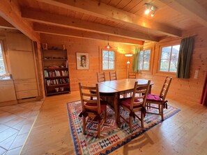 Dining - Haus Fries by Interhome (Mautern an der Donau)