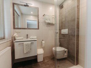 Hair dryer, towels