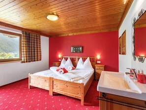 4 Schlafzimmer, Internetzugang