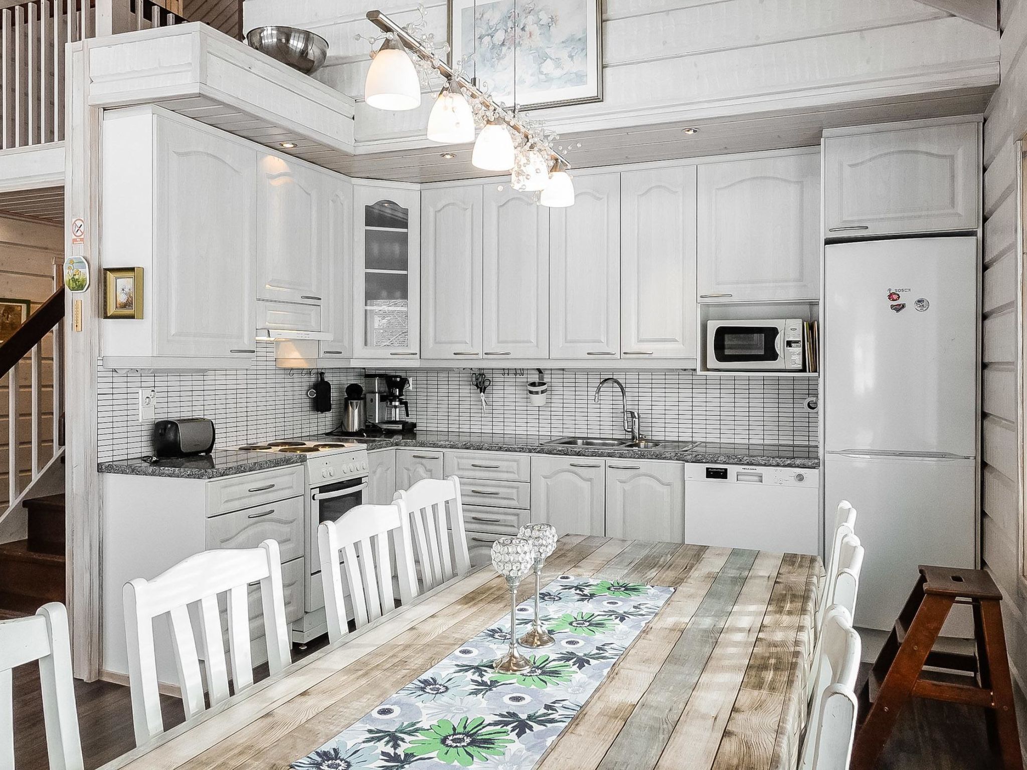 Fridge, microwave, dishwasher, cookware/dishes/utensils