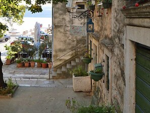 Property grounds - Apartment Sani by Interhome (Karlobag)