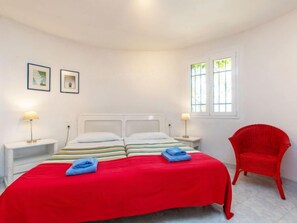 4 dormitorios, tabla de planchar con plancha, wifi