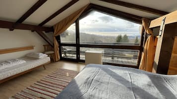 4 bedrooms