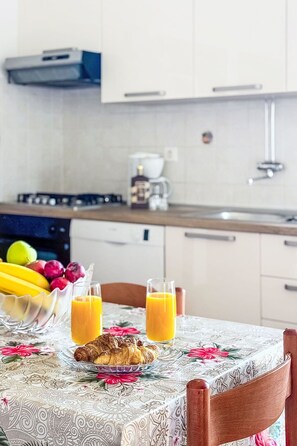 Dining - Apartment  Ana by Interhome (Porec/Jehnici)