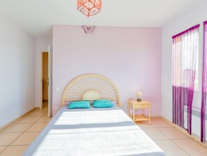 3 bedrooms, iron/ironing board, WiFi