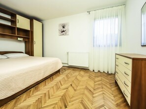 2 bedrooms, Internet