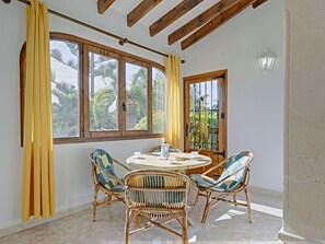 Dining - La Concha by Interhome (Jávea)