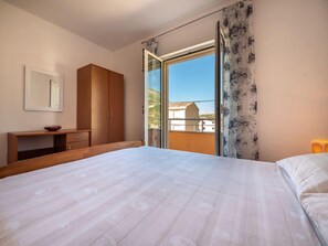 1 quarto, acesso à internet