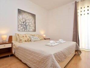 1 bedroom, Internet