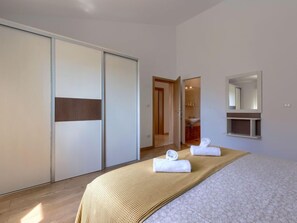 7 Schlafzimmer, Internetzugang