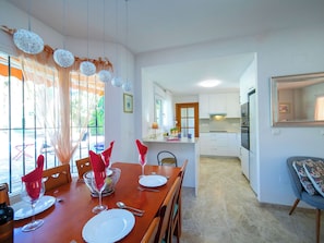 Dining - Bonalba Golf, Urb. Los Naranjos by Interhome (San Juan / Muchamiel)