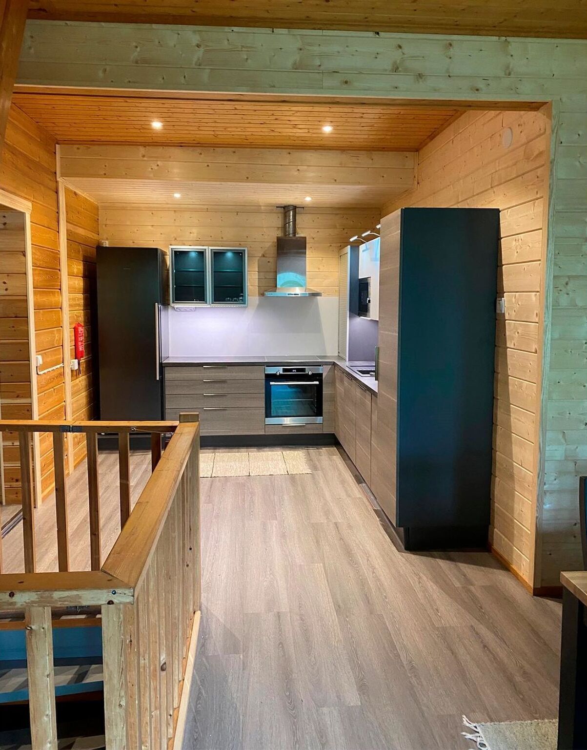 المنشأ ة من الداخل