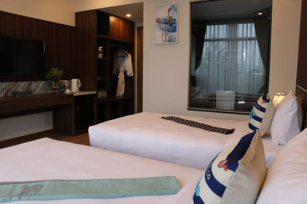 Egyptian cotton sheets, premium bedding, down comforters