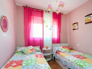 3 bedrooms, iron/ironing board, free Internet - La Marea by Interhome (Bajamar)