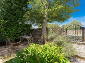 Outdoor dining - Christa by Interhome (Pula/Krnica)