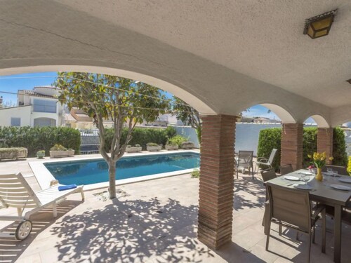 Falconera by Interhome