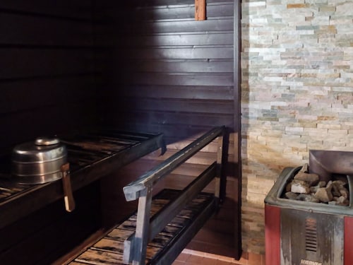 Vuoristomaja by Interhome